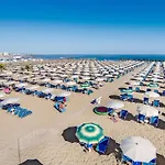 Bellevue מלון 3*