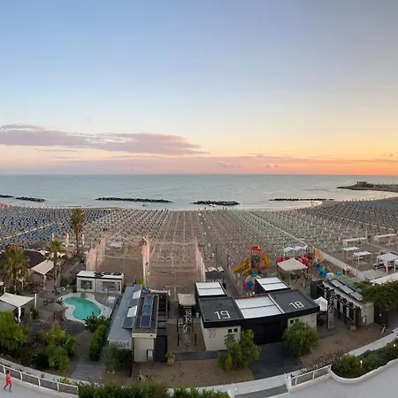 Bellevue Отель 3*