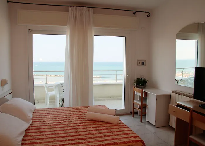 贝尔维尤酒店 3*