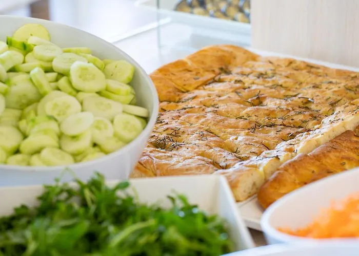 贝尔维尤酒店 3* 卡托利卡